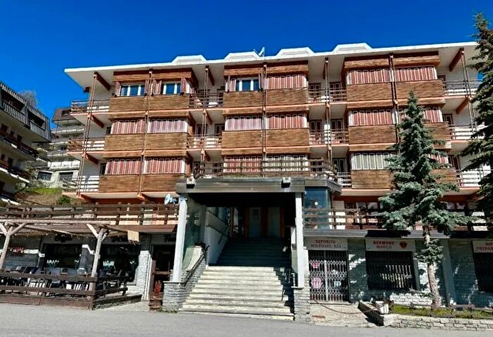 Appartamento trilocale in vendita in Via Pinerolo Sestriere To Italia, Sestriere