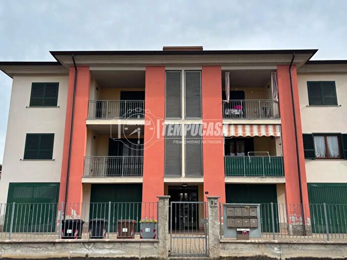 Appartamento trilocale in vendita in Via Schiapparoli Maria E Giustina, Castel San Giovanni