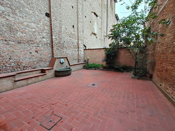 Casa con 5 locali in vendita in Via San Bartolomeo, Piacenza