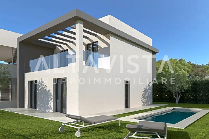 Casa quadrilocale in vendita in Via Monticelli, Soiano Del Lago