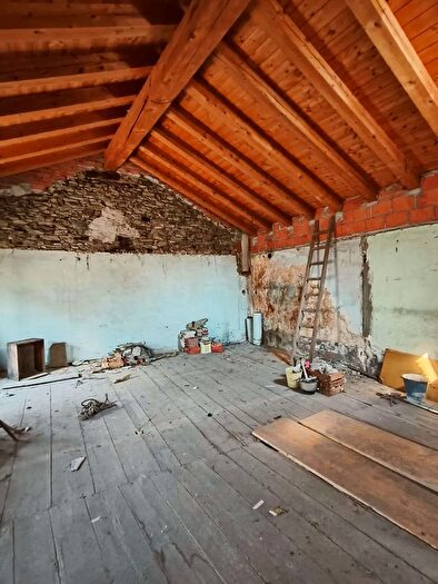 Casa con 10 locali in vendita in Via Chanoux, Chambave