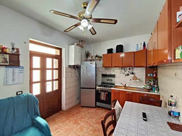 Appartamento quadrilocale in vendita in Via Collemari, Umbertide