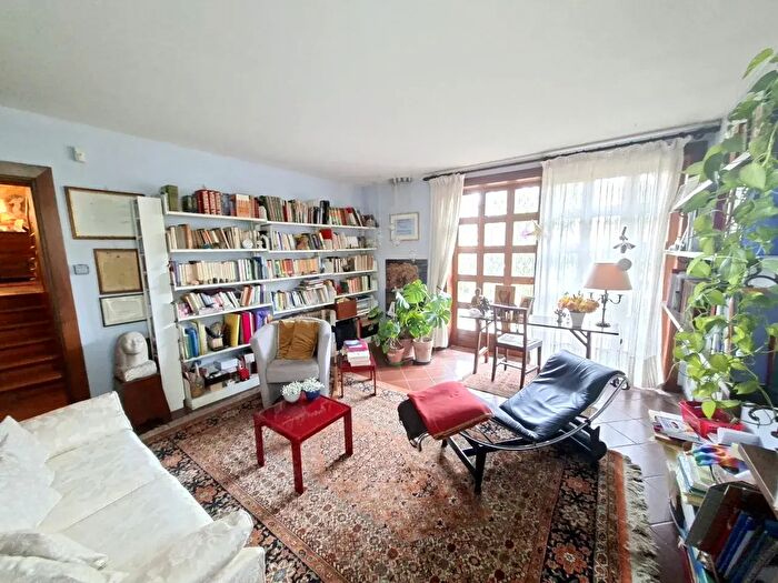 Casa con 6 locali in vendita in Via Buora, Teolo