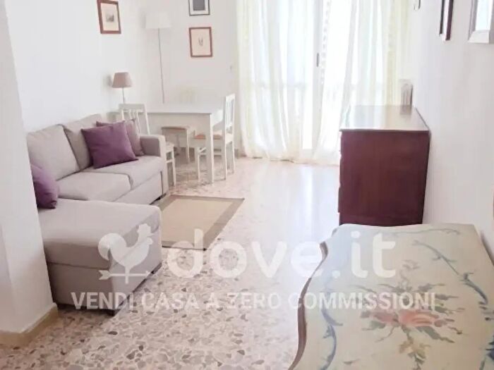 Appartamento trilocale in vendita in Via Ambrogio Sansedoni, Siena