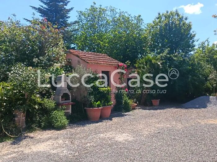 Appartamento con 5 locali in vendita in a della Val di Cecina, Riparbella