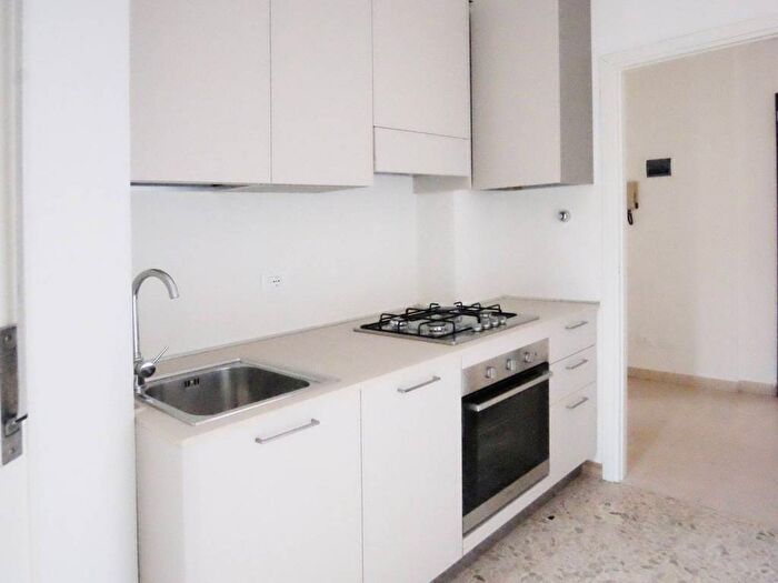 Appartamento bilocale in affitto in Viale Giovanni Amendola, Valletta Paiolo, Mantova