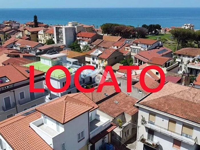 Appartamento trilocale in affitto in Via Natale di Luccia, Santa Maria, Castellabate