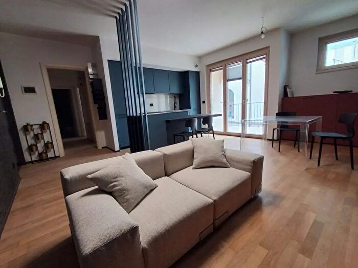 Appartamento trilocale in vendita in Via Nicolò Persichetti, L'Aquila