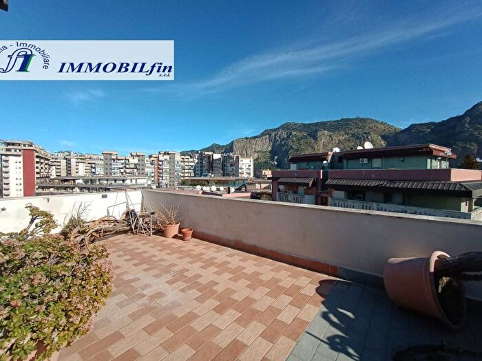 Appartamento bilocale in affitto in Via dellArtigliere, De Gasperi Croce Rossa, Palermo