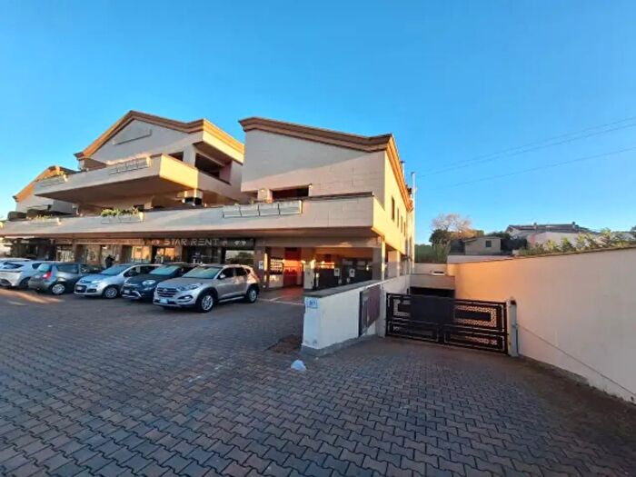 Appartamento bilocale in affitto in Via Anagnina, Roma