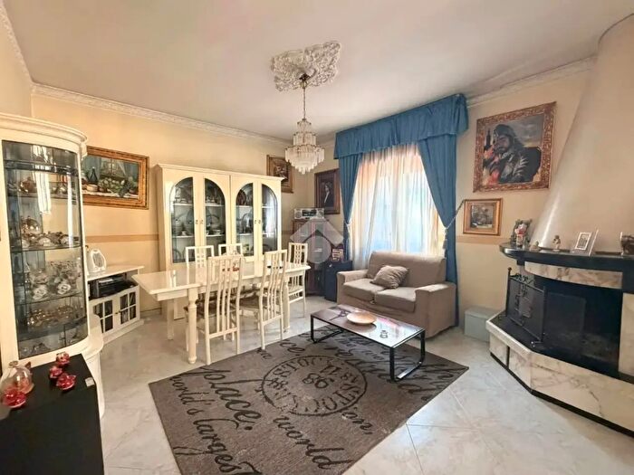 Appartamento trilocale in vendita in Via Giuseppe Garibaldi, Sant'Antimo