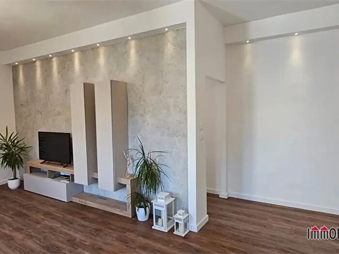 Appartamento trilocale in vendita in Colle Di Val DElsa