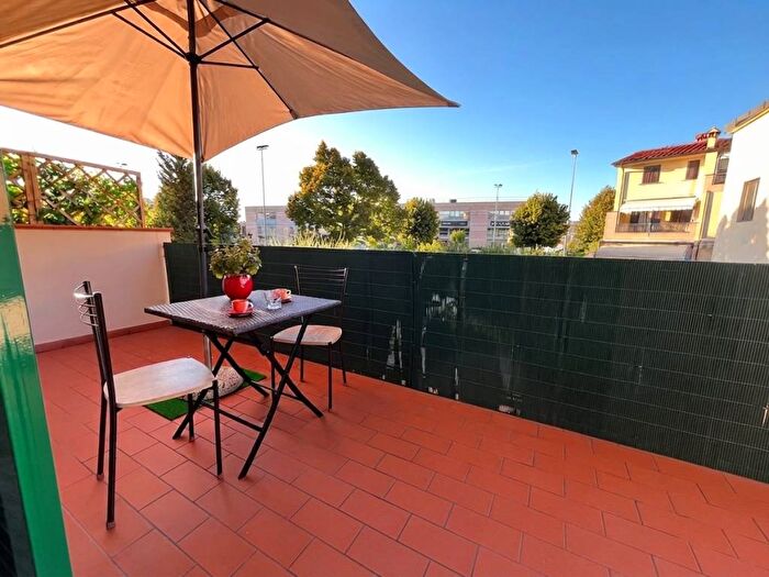 Appartamento trilocale in vendita in Via Baccio da Montelupo, Legnaia San Quirico Monticelli, Firenze