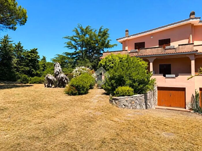 Casa con 5 locali in vendita in Via Serena, Anzio