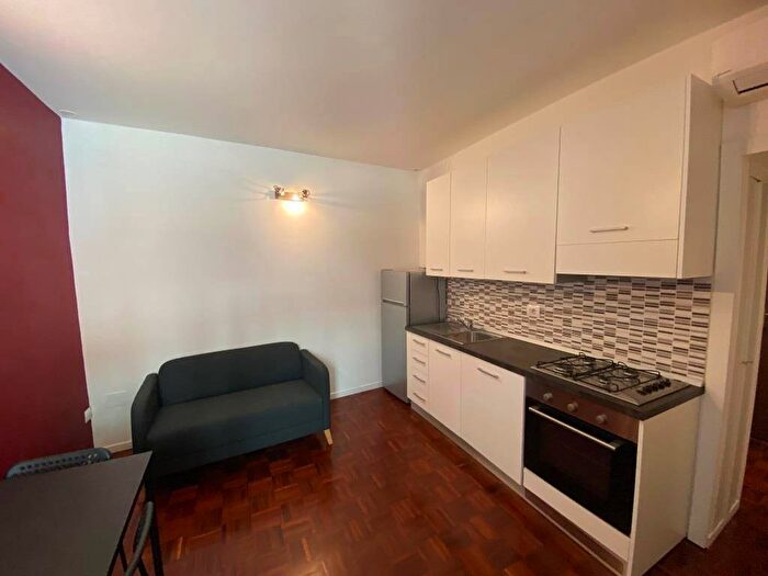 Appartamento bilocale in affitto in Borgo della Posta, Centro Storico, Parma