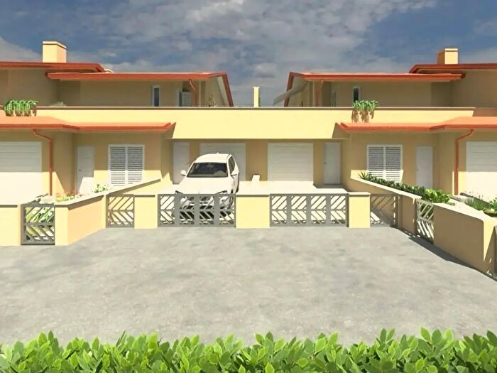 Casa con 6 locali in vendita in San Miniato