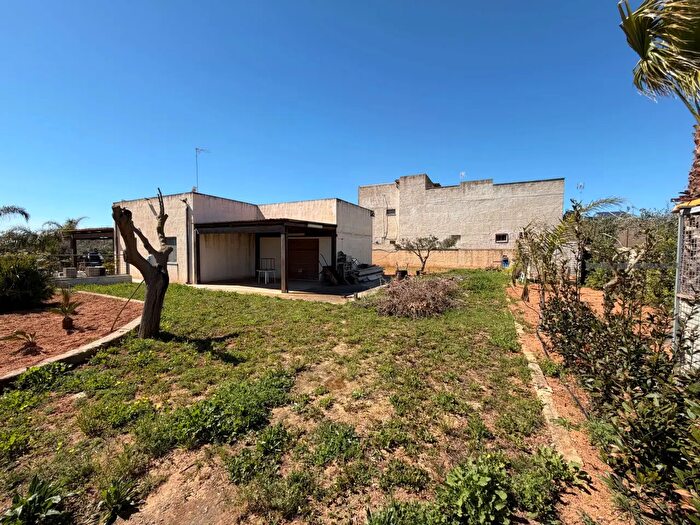 Casa quadrilocale in vendita in Quarara, Mazara Del Vallo