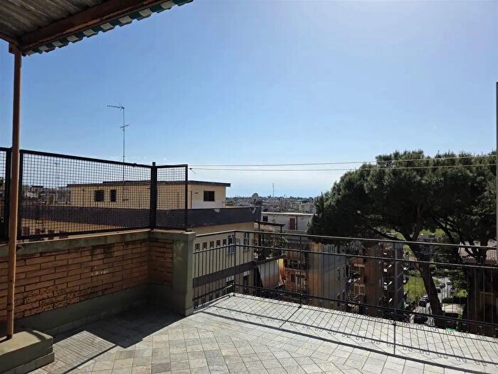 Appartamento bilocale in affitto in Via San Pantaleo Campano, Roma
