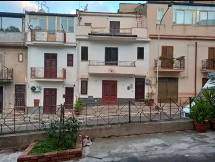 Casa monolocale in vendita in Via Roma, Vicari