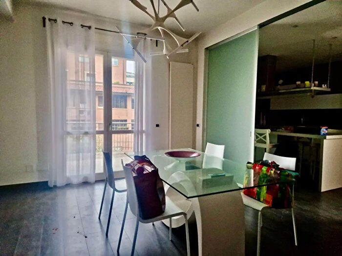 Casa con 5 locali in affitto in Via GCesare Abba, Reggio Emilia