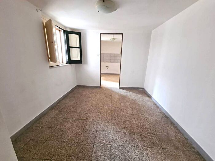 Appartamento bilocale in affitto in Via Edmondo de Amicis, Picanello, Catania