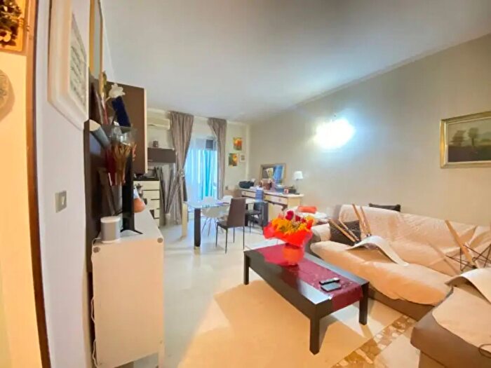 Appartamento quadrilocale in vendita in Strada Praia, Asti