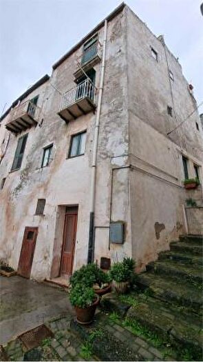 Casa con 6 locali in vendita in Via Abadia, Sutera