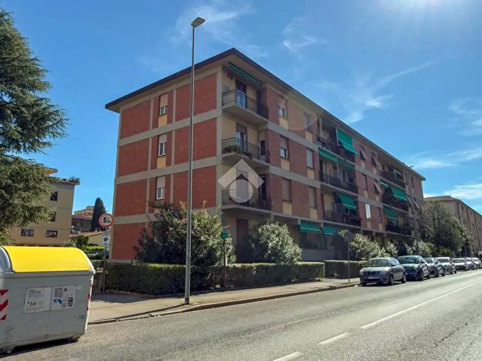 Appartamento quadrilocale in vendita in Via Cristoforo Colombo, Scandicci