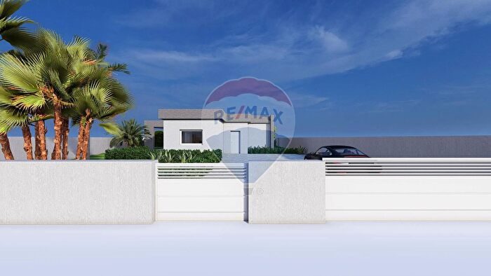 Casa con 6 locali in vendita in Via Giuseppe Barba, Monteroni Di Lecce