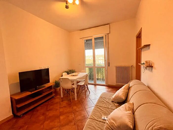 Appartamento trilocale in affitto in Via Sorbelli, Bologna