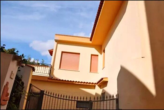 Appartamento quadrilocale in vendita in Via Roma, Furtei