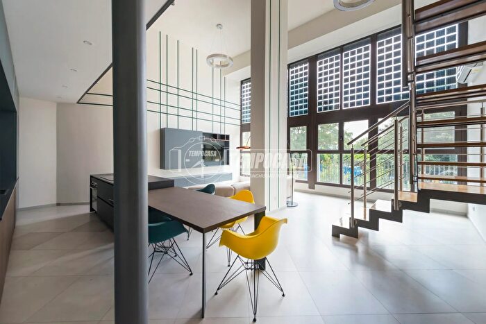 Appartamento trilocale in vendita in Via Mariani a, Milano