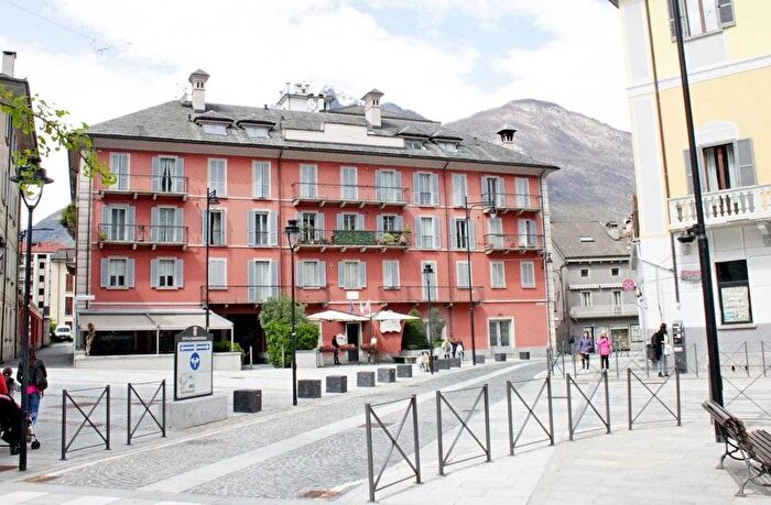 Appartamento bilocale in vendita in Piazza Ettore Tibaldi Domodossola, Domodossola