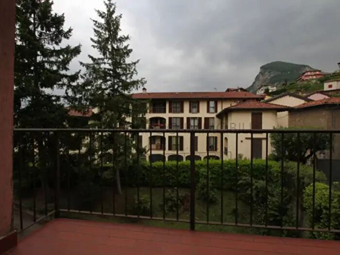 Appartamento trilocale in vendita in Calolziocorte