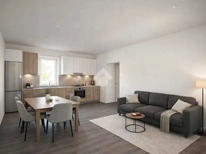 Appartamento bilocale in vendita in Via Don Francesco Tomasoni, Rovetta