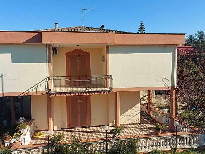 Casa con 5 locali in affitto in Via dei Gladioli, Laura, Capaccio Paestum