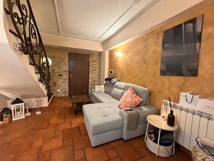 Casa con 6 locali in vendita in Via del Mare, Barcellona Pozzo Di Gotto