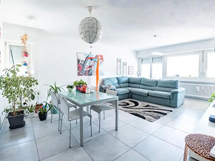 Appartamento quadrilocale in vendita in Via C Menguzzato Veglia, Trento