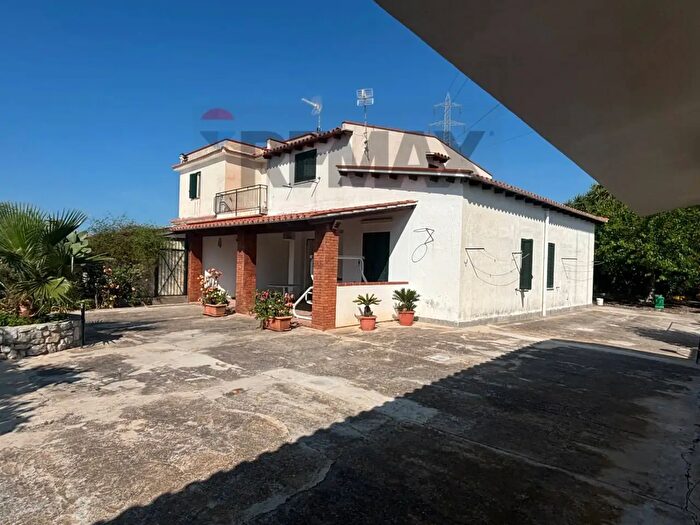 Casa con 7 locali in vendita in Cda Quaranta Salme Snc, Termini Imerese
