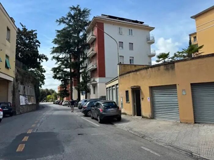 Appartamento quadrilocale in vendita in Via Fratelli Pellas, Perugia