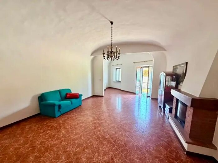 Appartamento trilocale in vendita in Frazione Ancarano Sotto, Rivergaro