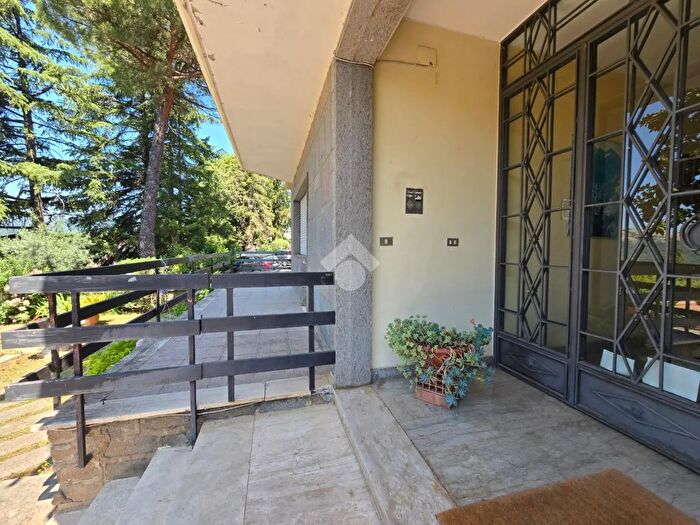 Appartamento quadrilocale in vendita in Via Cisterna Antica, Fiuggi