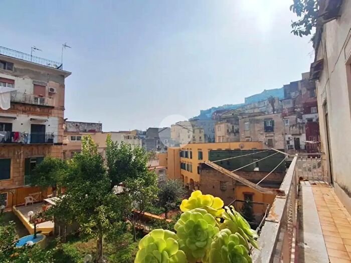 Appartamento quadrilocale in vendita in Corso Vittorio Emanuele, Napoli