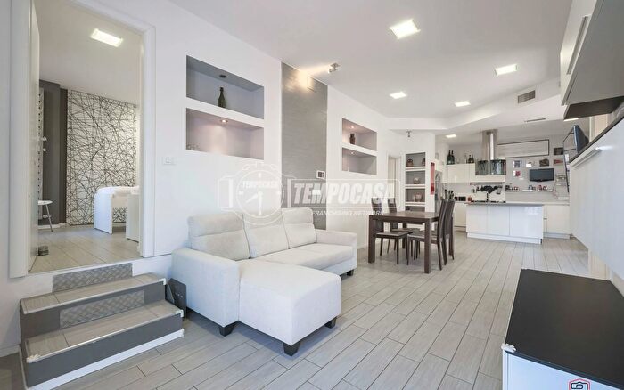 Appartamento quadrilocale in vendita in Bologna