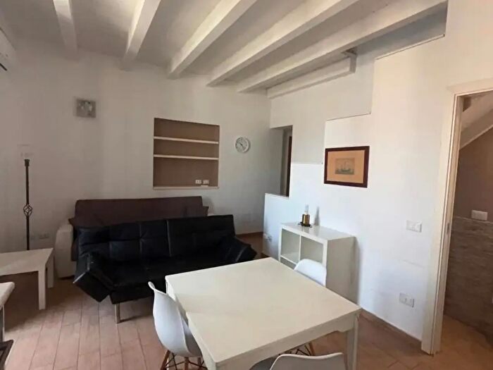 Appartamento bilocale in affitto in Via Enrico Albanese, Palermo