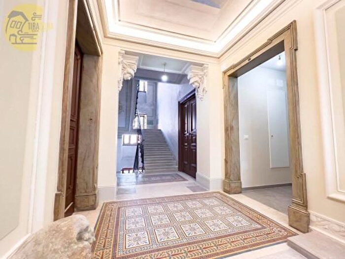 Appartamento trilocale in vendita in Via San Vito, Trieste