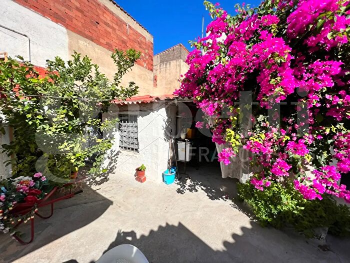 Casa con 5 locali in vendita in Via Giovanni XXIII, Santa Giusta