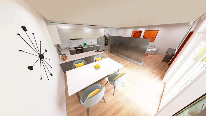 Case in Vendita e in Affitto - 3