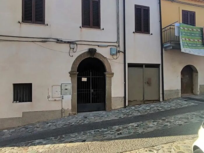 Appartamento in vendita in Via Florestano Pepe, Squillace