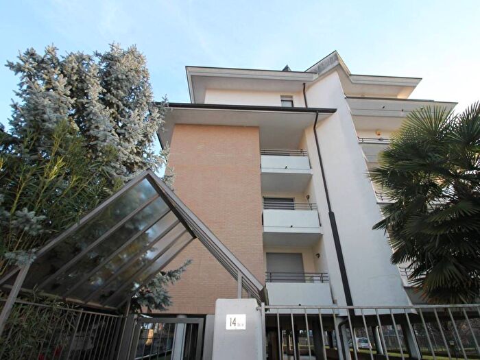 Appartamento bilocale in affitto in Via Vicinale del Ponte, Santissimi Apostoli, Busto Arsizio